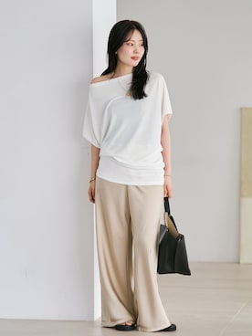 「plage（プラージュ）のCutoff satin パンツ（その他パンツ、ベージュ系）」を使った、risaさん（レディース・156cm）の夏コーディネート