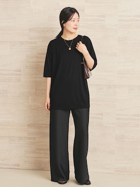 「plage（プラージュ）のSatin Bias Relax パンツ（その他パンツ、ブラック系）」を使った、risaさん（レディース・156cm）の春コーディネート