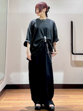 「KBF（ケイビーエフ）のリネンミックスWIDEコクーンパンツ（その他パンツ、ブルー系）」を使った、とももももさん（レディース・157cm）の夏コーディネート