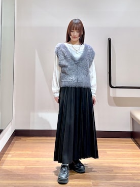 「ITEMS URBANRESEARCH（アイテムズ アーバンリサーチ）のシャギーショートニットベスト（ベスト、グレー系）」を使った、とももももさん（レディース・157cm）の秋コーディネート