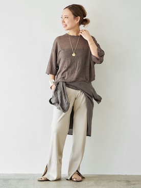 「raspail（ラスパイユ）の【Raspail/ラスパイユ】Standard Silk Pants（スラックス、ベージュ系）」を使った、MIOさん（レディース・149cm）の春コーディネート