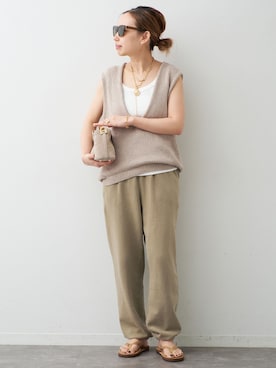 「Johnbull（ジョンブル）の【JOHNBULL/ジョンブル】SWEAT PANTS（スウェットパンツ、ベージュ系）」を使った、MIOさん（レディース・149cm）の春コーディネート