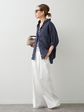 「Deuxieme Classe（ドゥーズィエムクラス）の*OGLINEN Wタックパンツ（スラックス、ホワイト系）」を使った、MIOさん（レディース・149cm）の春コーディネート