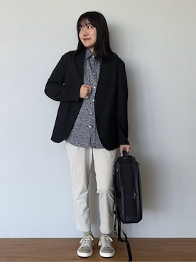 「TAKEO KIKUCHI（タケオキクチ）の播州 ドビーストライプ フラワーシャツ（シャツ/ブラウス、ブルー系）」を使った、3o0eさん（レディース）の春コーディネート