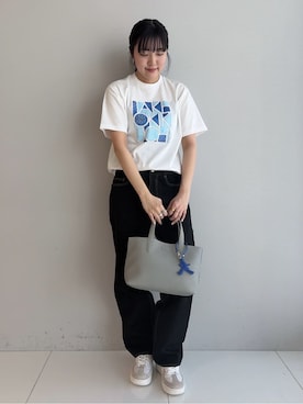 「アイテム（キーケース/キーアクセサリー、ブルー系）」を使った、3o0eさん（レディース・169cm）の冬コーディネート