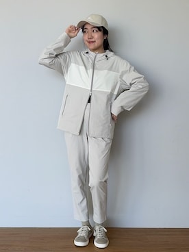 「TAKEO KIKUCHI（タケオキクチ）の【KAJIF】フード ブルゾン（ブルゾン、ベージュ系）」を使った、3o0eさん（レディース）の春コーディネート