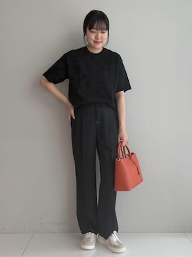 「TAKEO KIKUCHI（タケオキクチ）のアイテム（パンツ）」を使った、3o0eさん（レディース・169cm）の春コーディネート