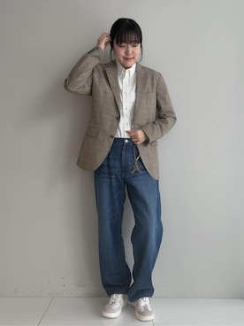 「アイテム（キーケース/キーアクセサリー、グレー系）」を使った、3o0eさん（レディース・169cm）の春コーディネート