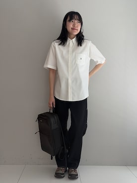 「TAKEO KIKUCHI（タケオキクチ）の【BOWLER HAT LABEL】TWギャバジン ワイドイージースラックス（スラックス、ブルー系）」を使った、3o0eさん（レディース）の春コーディネート
