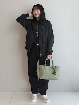 「TAKEO KIKUCHI（タケオキクチ）の【BOWLER HAT LABEL】撥水 MA－1ブルゾン（ブルゾン、ブラック系）」を使った、3o0eさん（レディース）の春コーディネート