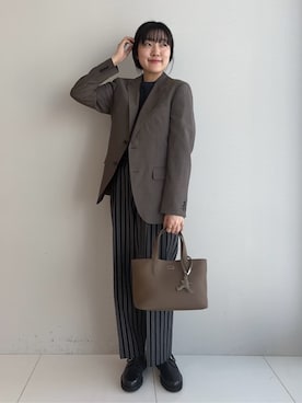 「TAKEO KIKUCHI（タケオキクチ）のアイテム（パンツ）」を使った、3o0eさん（レディース・169cm）の冬コーディネート