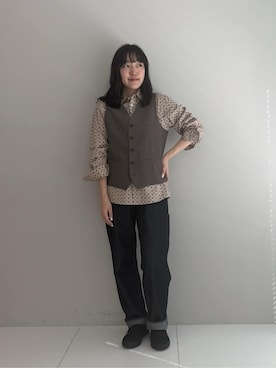 「TAKEO KIKUCHI（タケオキクチ）の【BOWLER HAT LABEL】小紋ペイズリープリント 長袖シャツ（シャツ/ブラウス、ベージュ系）」を使った、3o0eさん（レディース）の春コーディネート