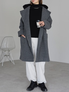 「アイテム（その他アウター、グレー系）」を使った、TRIANGLE PALETTEさん（レディース・166cm）の秋コーディネート