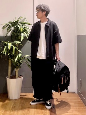 「Right-on（ライトオン）の【GREGORY】デイパック/26L（バックパック/リュック、ブラック系）」を使った、nobata00さん（メンズ）の夏コーディネート