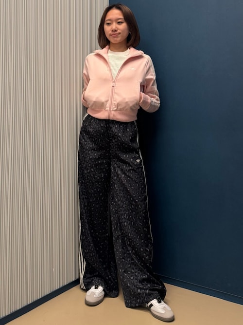 ADIDAS ORIGINALS サテン ワイドレッグパンツ adidas（アディダス） スウェットパンツ ジャージ サテン ワイドレッグ