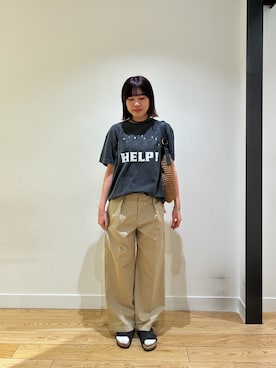 「GOOD ROCK SPEED（グッドロックスピード）のGOOD ROCK SPEED　THE BEATLES HELP T-SHIRTS（Tシャツ/カットソー、ブラック系）」を使った、アユミさん（レディース・160cm）の春コーディネート