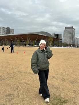 「アイテム（MA-1）」を使った、Erina さん（レディース・156cm・20代）の冬コーディネート