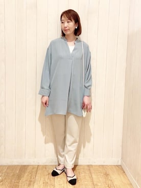 「アイテム（チュニック、グリーン系）」を使った、あいこさん（レディース・157cm）の春コーディネート