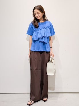 「OPAQUE.CLIP（オペークドットクリップ）のアシメフリルドッキングカットソー【洗濯機OK】（Tシャツ/カットソー、ブルー系）」を使った、machiさん（レディース・157cm）の春コーディネート