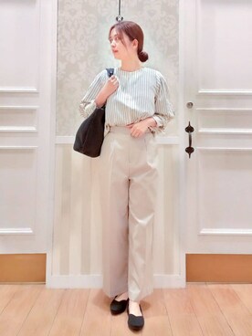 「grove（グローブ）の【毎日着たい】麻調メッシュ袖コンシャスブラウス（シャツ/ブラウス、ベージュ系）」を使った、Nakaさん（レディース・163cm）の春コーディネート