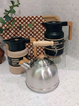 「212 KITCHEN STORE（トゥワントゥキッチンストア）のハーモニカケトル2.5L ＜CASUAL PRODUCT カジュアルプロダクト＞（鍋/フライパン、その他）」を使った、PANタナカさん（メンズ・173cm）の夏コーディネート