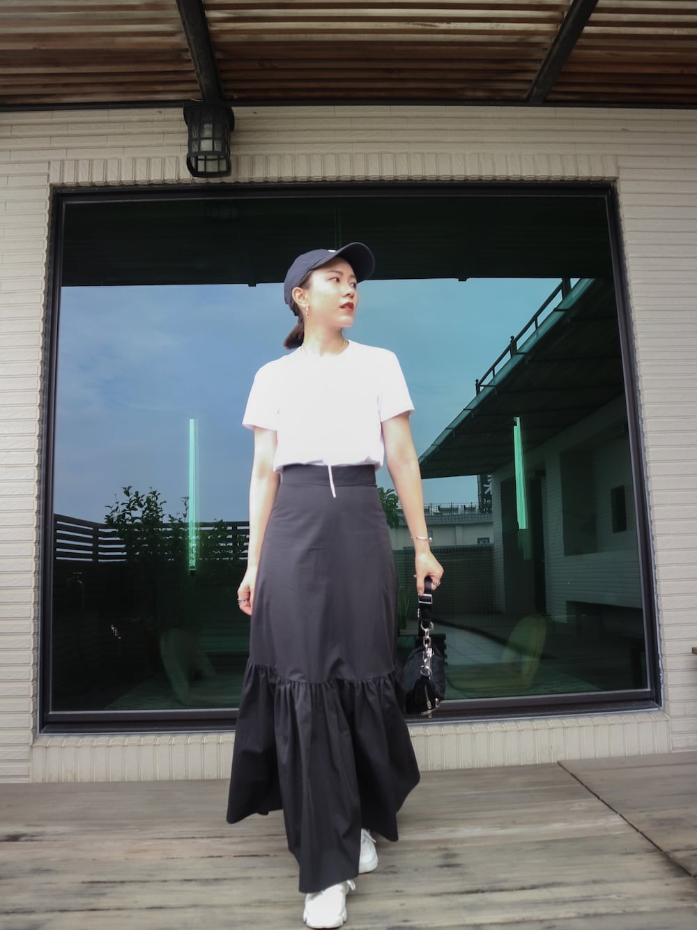 「CLANE、UNIQLO、Alexander Wang、Dior、NIKE」｜「UNIQLOのクルーネックT（半袖）（Tシャツ/カットソー、ホワイト系）」を使った、Jasmine:)さん（レディース・158cm）の秋コーディネートの1枚目の写真