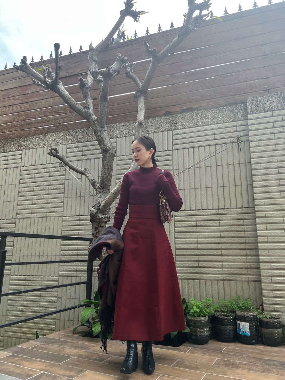 「CLANE、Dior、UNIQLO」｜「CLANEのアイテム（スカート、レッド系）」を使った、Jasmine:)さん（レディース・158cm）の冬コーディネートの1枚目の写真