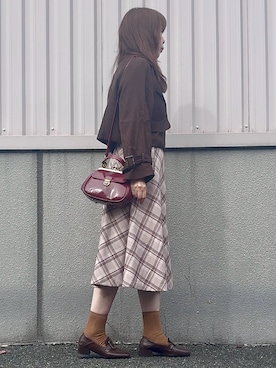 「アイテム（トレンチコート）」を使った、hito さん（レディース・164cm）の秋コーディネート