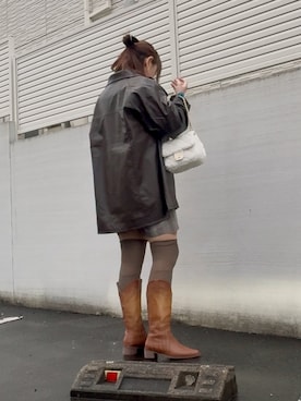 「アイテム（その他アウター）」を使った、hito さん（レディース・164cm）の秋コーディネート