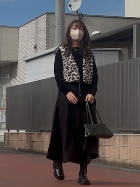 「アイテム（ベスト）」を使った、hito さん（レディース・164cm）の秋コーディネート