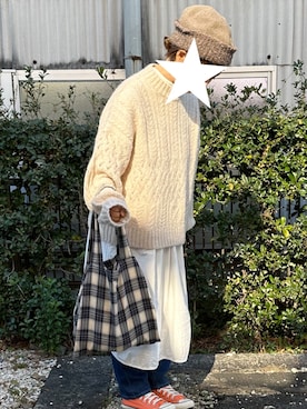 「アイテム（シャツワンピース、ホワイト系）」を使った、かなこさん（レディース・156cm）の冬コーディネート