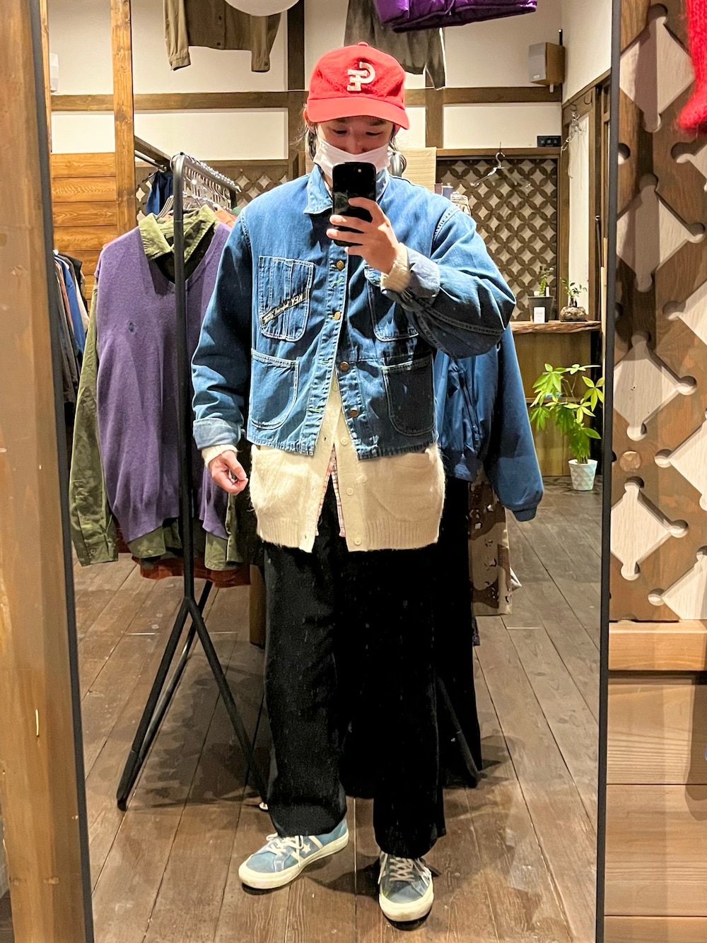 コムデギャルソンシャツ　スラックス COMME des GARCONS SHIRTのスラックスを使った人気ファッション