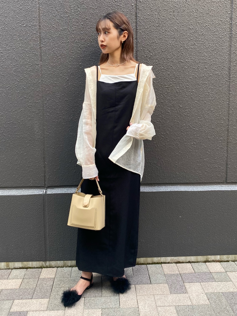「しまむら、しまむらコーデ、キャミワンピ、シアーシャツ、プチプラ、プチプラコーデ、shein」｜「しまむらのアイテム（シャツ/ブラウス、ホワイト系）」を使った、𝒌𝒂𝒆𝒅𝒆さん（レディース・160cm）の夏コーディネートの1枚目の写真
