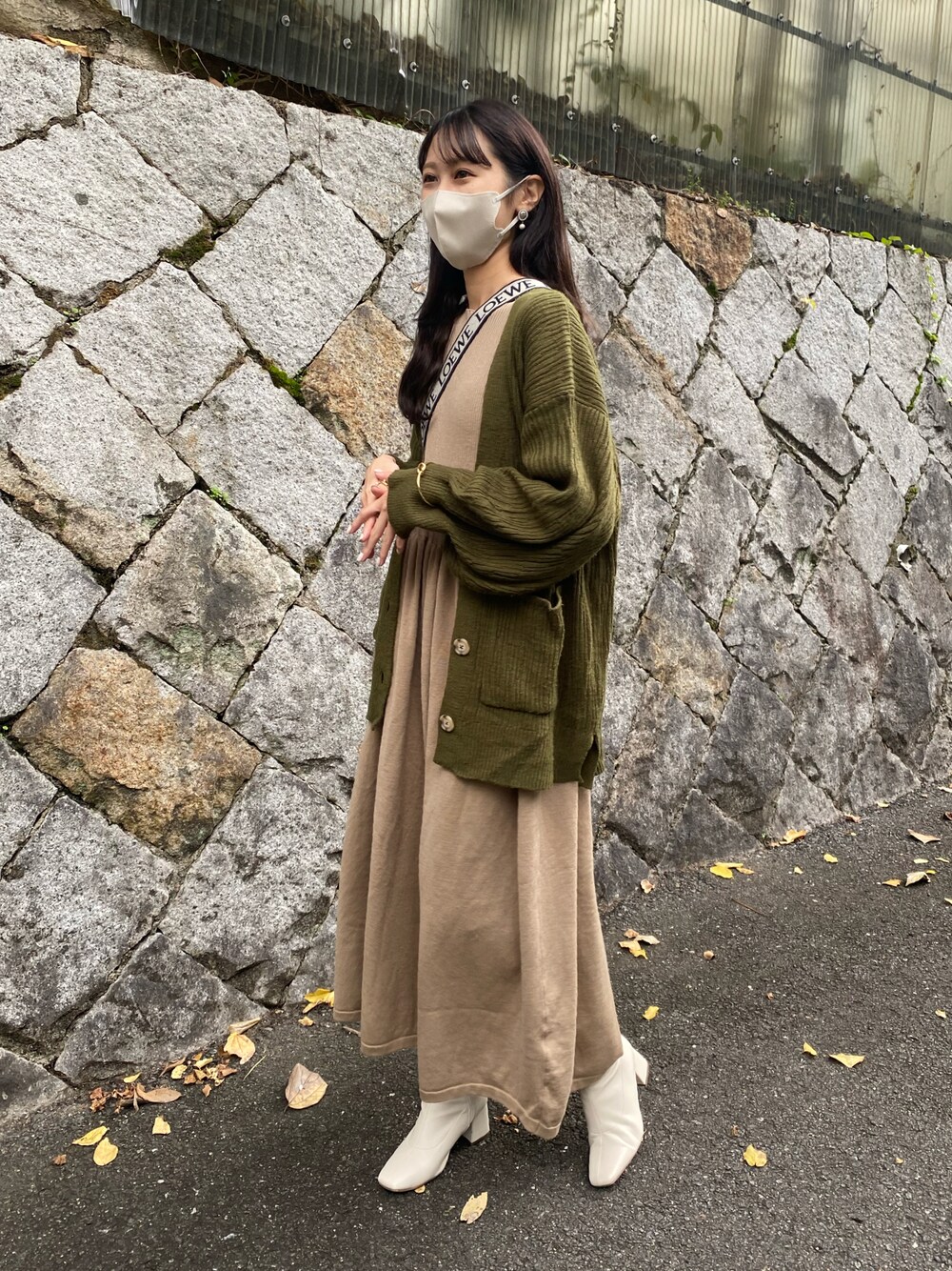 「大人カジュアル、オトナカジュアル、コカ(coca)、ロングワンピース、ワンピース、カーディガン、GU、プチプラコーデ、プチプラ、しまむら、シンプルコーデ、秋コーデ」｜「しまむらのアイテム（カーディガン/ボレロ、グリーン系）」を使った、𝒌𝒂𝒆𝒅𝒆さん（レディース・160cm）の秋コーディネートの1枚目の写真