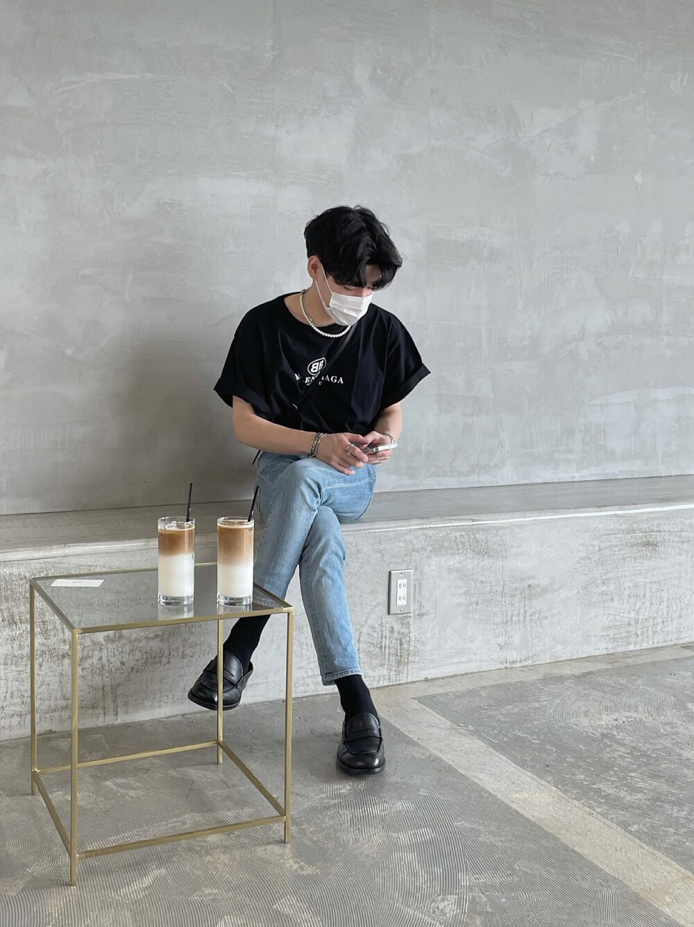 【BALENCIAGA】インサイドアウト オーバーコットンTシャツ BALENCIAGA】インサイドアウト オーバーコットンTシャツ
