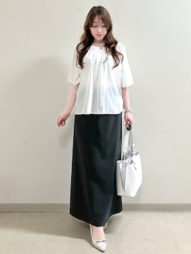 「Reflect（リフレクト）の【たっぷり収納！／通勤におすすめ】’26春夏毎日ミディアムバッグ（トートバッグ、ホワイト系）」を使った、maiさん（レディース・153cm）の春コーディネート