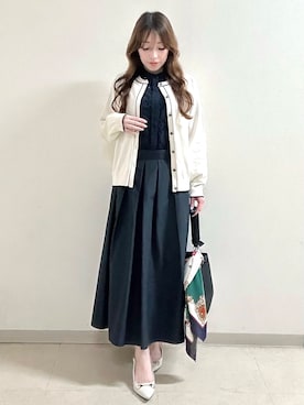 「Reflect（リフレクト）の【通勤◎】カットワーク刺繍レース シャツブラウス（シャツ/ブラウス、ブルー系）」を使った、maiさん（レディース・153cm）の夏コーディネート