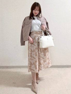 「アイテム（デニムジャケット、ピンク系）」を使った、maiさん（レディース・153cm）の春コーディネート