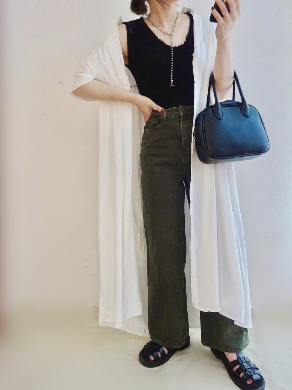 「夏コーデ、レイヤードスタイル、ECRIRE、シャツワンピース、ZARA、dholic、グルカサンダル、オトナカジュアル」｜「DHOLICのアイテム（トートバッグ、ブラック系）」を使った、☆FAIRY☆さん（レディース・155cm）の夏コーディネートの1枚目の写真