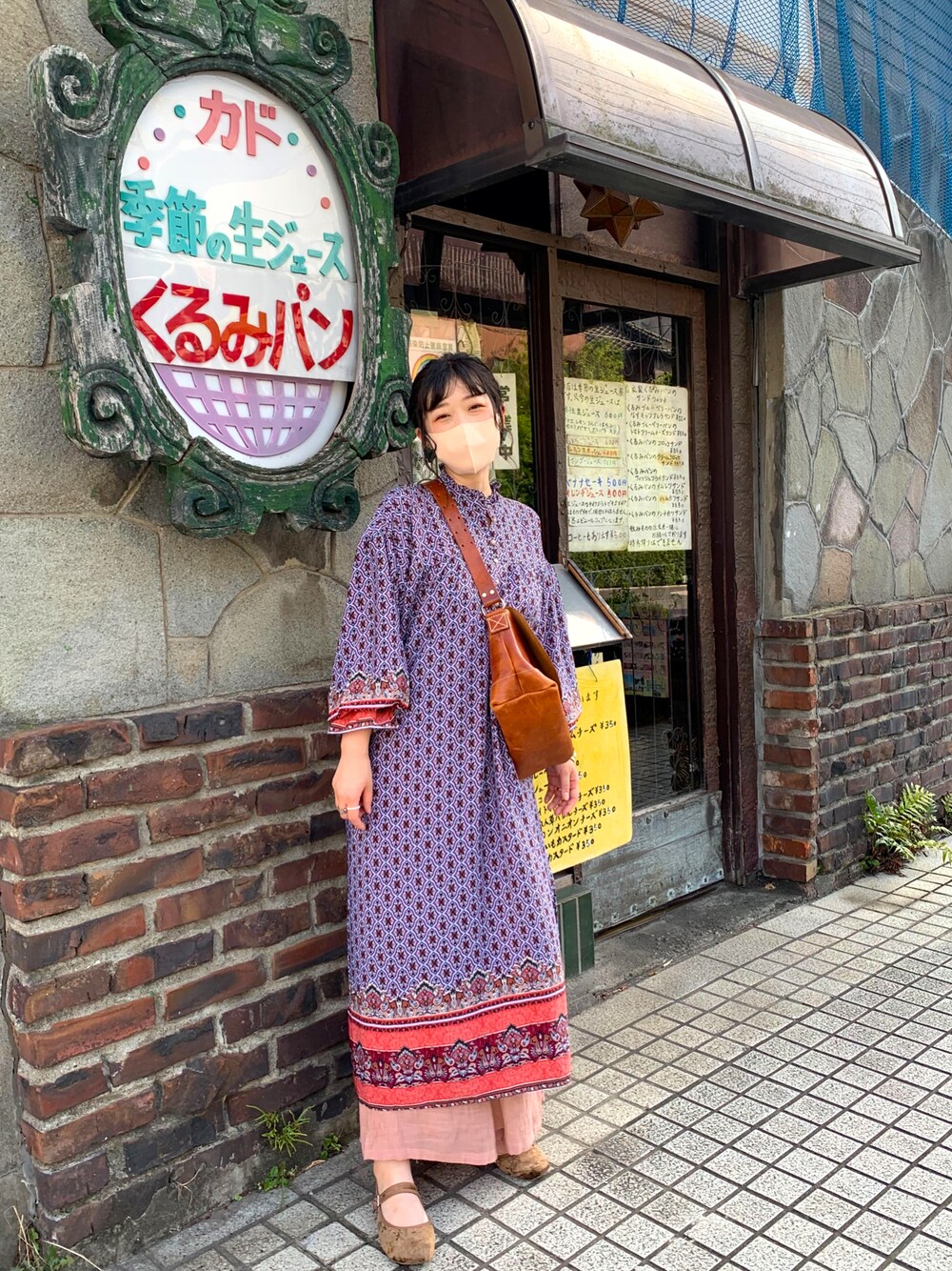 「休日コーデ、古着コーデ、デブでもオシャレ、夏コーデ、ワンピース×パンツ、柄ワンピース」｜「古着のアイテム（ワンピース、その他）」を使った、natsuさん（レディース・161cm）の夏コーディネートの1枚目の写真