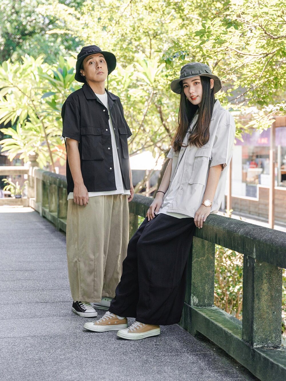 「Need How、オーバーサイズ、きれいめカジュアル、ゆるコーデ、秋のコーデ、converse、outfit、夏コーデ、秋コーデ、秋冬コーデ、古着、古着MIX、今日のコーデ」｜「NEED HOWのアイテム（シャツ/ブラウス、ベージュ系）」を使った、鄭騰紘さん（メンズ・172cm）の秋コーディネートの1枚目の写真