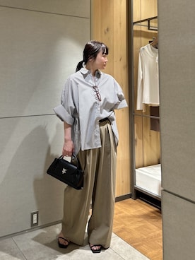 「2.718（ニーテンナナイチハチ）の【2.718】バックルフラップバッグ（トートバッグ、ブラック系）」を使った、Shokoさん（レディース・159cm）の夏コーディネート