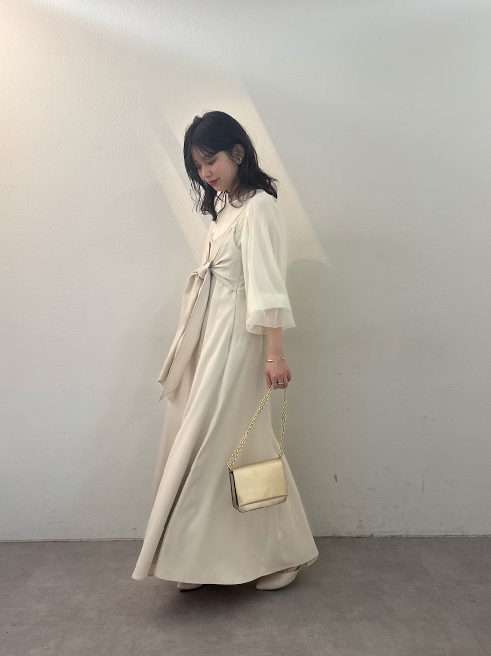 「ワンピース、ホワイトコーデ、デートコーデ、キャミワンピース、スタッフセンバツ」｜「natural coutureのよければコーデ見てみてください💕🥺（その他、その他）」を使った、おそのさん（レディース・167cm）の冬コーディネートの1枚目の写真