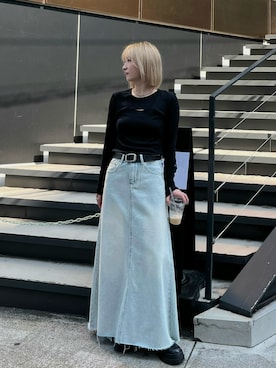 「アイテム（デニムスカート）」を使った、セナさん（レディース・153cm）の秋コーディネート