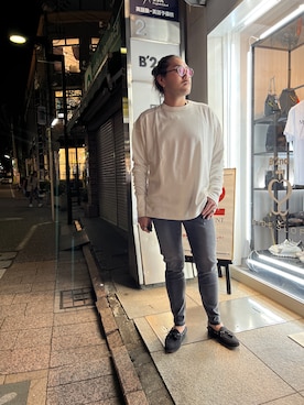 「surt（サート）のアイテム（トップス）」を使った、胸毛王子さん（メンズ・182cm）の春コーディネート