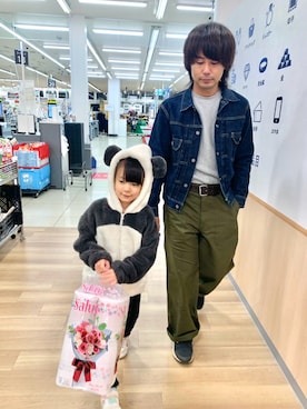 「アイテム（その他トップス）」を使った、くっしーさん（メンズ・169cm）の秋コーディネート