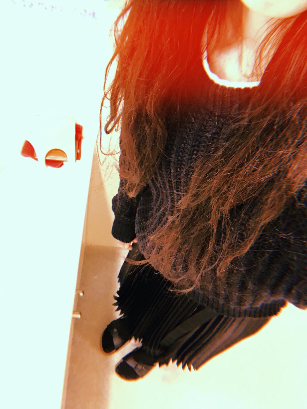 「モノトーン、メンズニット、100均、JW Anderson x UNIQLO、メンズアイテム」｜「UNIQLOのアイテム（ニット/セーター、ブラック系）」を使った、おたつさん（レディース・160cm）の冬コーディネートの1枚目の写真