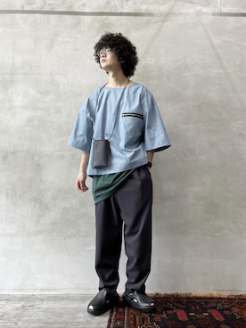 「my beautiful landlet（マイビューティフルランドレット）のアイテム（トップス）」を使った、Wallace & Murronさん（メンズ・173cm）の夏コーディネート