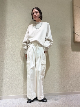 「かぐれ（カグレ）のユーティリティーイージーパンツ（その他パンツ）」を使った、takagi naoさん（レディース・165cm）の秋コーディネート