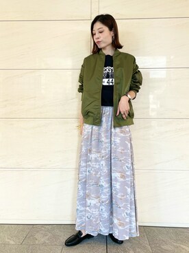 「URBAN RESEARCH Sonny Label（アーバンリサーチサニーレーベル）のアイテム（MA-1）」を使った、takagi naoさん（レディース・165cm）の秋コーディネート